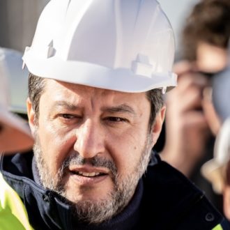 Copertina di Appalti e regali ai privati: il Fatto di domani 9 giugno