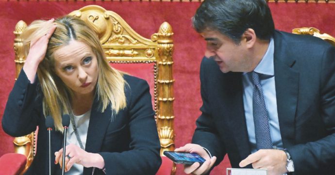 Pnrr, Meloni scarica su Draghi “I ritardi sono tutta colpa sua”