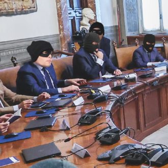 Copertina di Fisco, Liti e veleni sul blitz condono. Meloni teme i rilievi del Colle