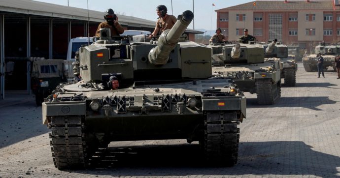 Pronti 6 tank e 20  blindati: per altri Leopard servono 4 milioni