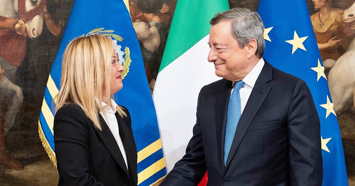 Pnrr, tutte le cause (e le colpe) dei ritardi: flop delle assunzioni nella pa, semplificazioni insufficienti, intoppi nei bandi e aumento dei costi