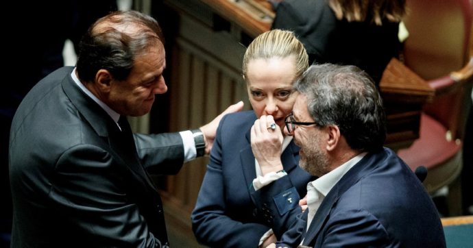 Altra vergogna: condono penale esteso pure ai processi in corso