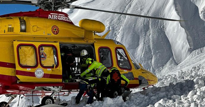 Valanghe, quattro morti e un ferito grave tra Alto Adige e Valle d’Aosta. L’assessore Caveri: “Sconcertante che si ignorino i bollettini”