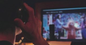 Copertina di Doppiaggio, senti chi parla: voce vendesi. Più sottotitoli e computer