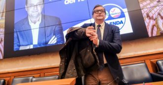 Copertina di Renzi al Riformista, la missione è il lobbismo. E Matteo spiazza Calenda