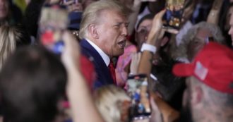 Copertina di Trump incriminato torna in Florida nel ruolo di vittima: la strategia per convincere i repubblicani nella corsa per la Casa Bianca