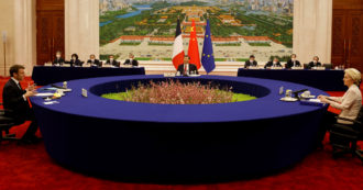 Copertina di Ucraina, Conte incalza Meloni (e Pd): l’Italia è l’unica a non giocare un ruolo