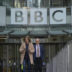 Copertina di Bbc sanzionata dall’autorità di controllo: la voce narrante del documentario sui bambini di Gaza era quella del figlio di un ex viceministro di Hamas