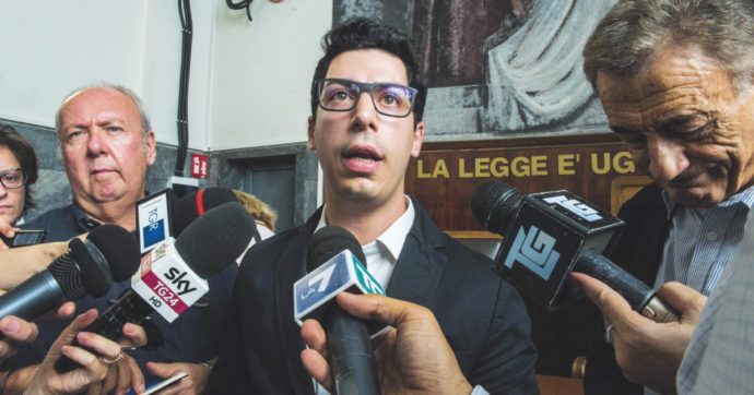 Spese pazze, i giudici: “Il Trota non ripaga, vada a processo”