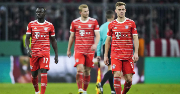 Bayern Monaco, rissa e sangue tra compagni di squadra: Sané e Mané si picchiano negli spogliatoi dopo la sconfitta in Champions