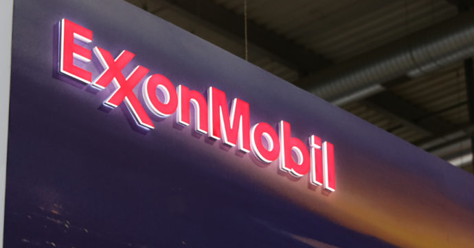 Lo stipendio dell’a.d. di Exxon sale a 36 milioni dopo i super profitti per la guerra in Ucraina