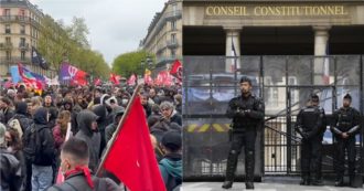 Copertina di Francia, la Corte costituzionale dà via libera alla riforma delle pensioni: cortei in tutto il Paese. A Rennes porta del commissariato in fiamme