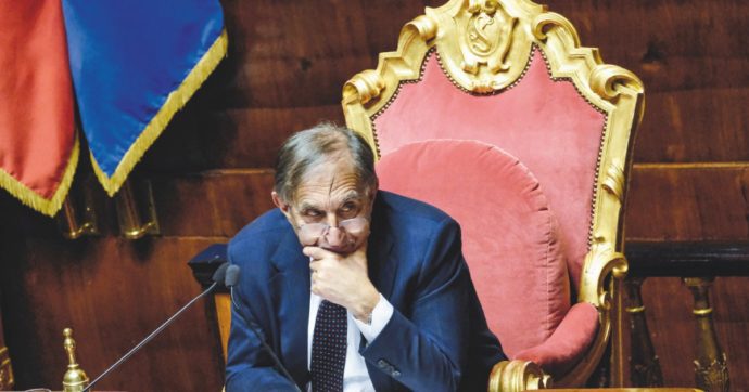 Il voto in Senato sul 25 aprile. La Russa: “Non do giudizi…”