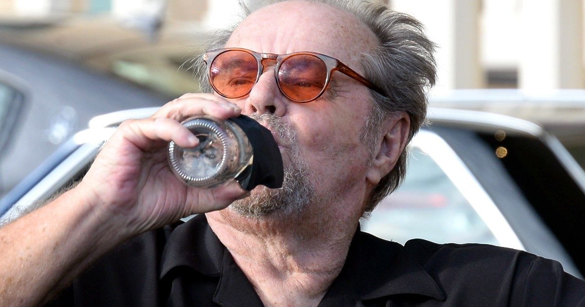 Jack Nicholson, le prime immagini dell’attore dopo due anni: “Spettinato e trasandato, gli amici temevano che sarebbe morto da solo”