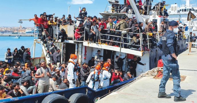 Migranti, il governo contro la protezione speciale: così si torna indietro