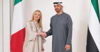Copertina di Armi agli Emirati Arabi: Meloni fa come Draghi e toglie il divieto di Conte