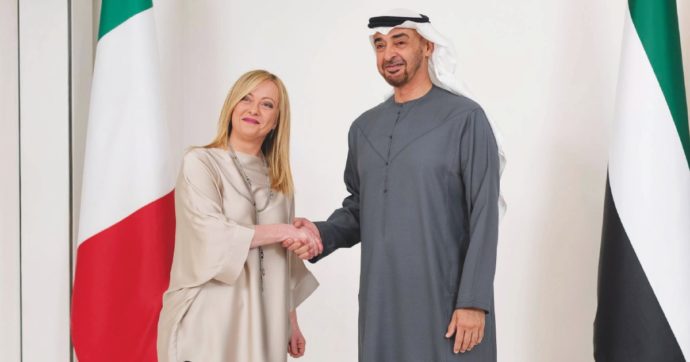 Armi agli Emirati Arabi: Meloni fa come Draghi e toglie il divieto di Conte