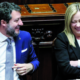 Copertina di I mille volti della guerra ai poveri: il Fatto di domani 18 aprile