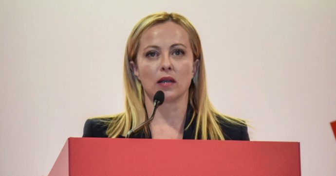 Migranti e lavoro: parlano male e pensano peggio