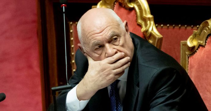 Nordio si autoassolve in aula   e “dimentica”  i propri poteri