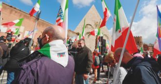 Copertina di 25 aprile, “se mi invitano, ci vado”.  La prima Liberazione dei post-fascisti a Chigi