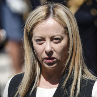 Copertina di È la satira, bellezza: il Fatto di domani 21 aprile