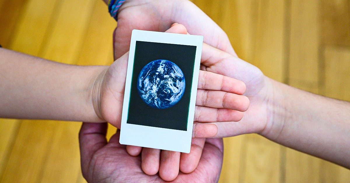 Giornata della Terra – La “guerra umana contro la natura” e il paradosso del cibo sprecato: come se buttassimo via tutto quello prodotto da Emilia-Romagna e Veneto