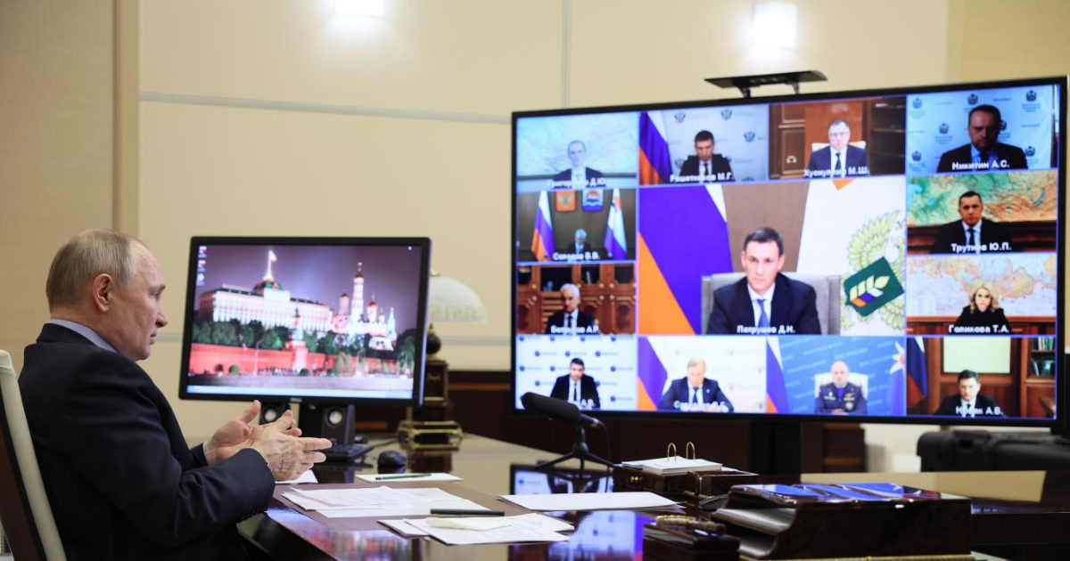 “Le sanzioni devasteranno l’economia di Mosca in pochi giorni”. Il report un anno dopo: qualche effetto c’è stato, ma la Russia cresce come l’Ue e più dell’Italia