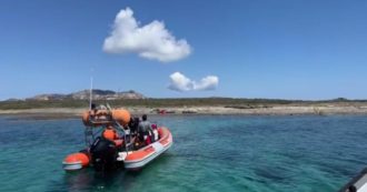 Copertina di Sardegna, indagato per naufragio colposo il sub sopravvissuto all’affondamento della barca nel Golfo dell’Asinara