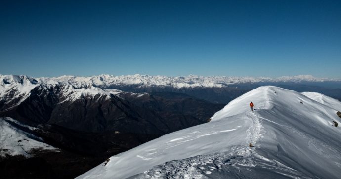 Cuneo, valanga travolge quattro scialpinisti francesi sul Monviso: tutti salvi