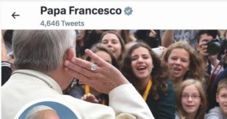 Copertina di Twitter ridà spunta blu ai vip  (morti),  al Papa ancora no