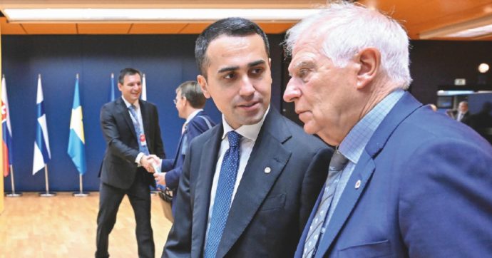 Di Maio idolo dei draghiani. “Stipendio fino a 16mila€”