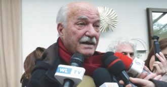 Copertina di Il dc Pippo Gianni promette: “500 litri di benzina per tutti”