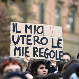 Copertina di La crociata antiabortista piace al centrosinistra