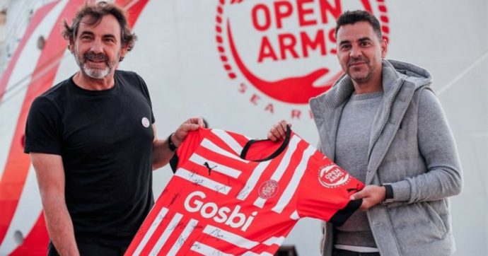 Il Girona stringe un accordo di partnership con Open Arms: il logo dell’Ong sulle maglie della prima squadra