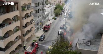 Copertina di Cipro, a fuoco l’istituto di cultura russo di Nicosia. Mosca: “Incendio provocato da Molotov, è un atto terroristico”