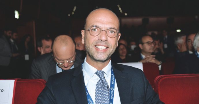 Presidente di Astm dei Gavio: Alfano colleziona poltrone