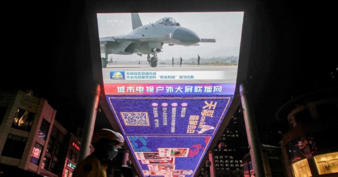 Caccia cinesi e Usa in volo. Xi: “Provocatori”
