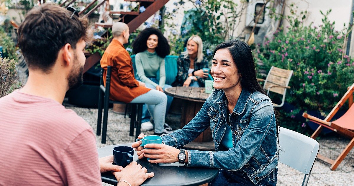 “Te lo leggo negli occhi”, lo speed dating ideato da Libraccio e Ostello Bello. Gli appuntamenti a Milano e Genova