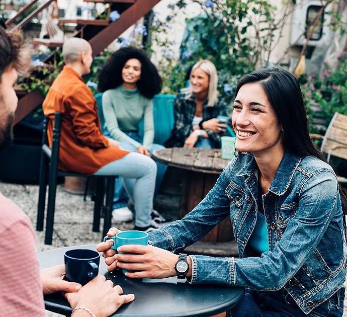 “Te lo leggo negli occhi”, lo speed dating ideato da Libraccio e Ostello Bello. Gli appuntamenti a Milano e Genova