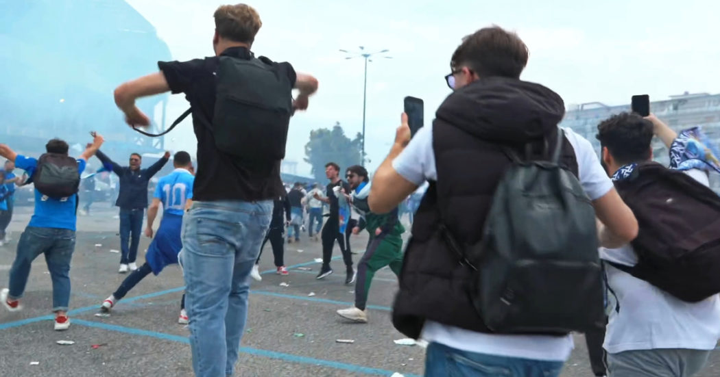 Celebration explodes in Naples after Inter's advantage over Lazio: the exultation outside the Maradona stadium