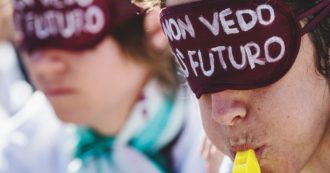 Copertina di Il lavoro povero è per legge: perché Meloni uccide il Rdc