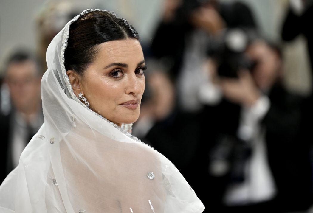 Penelope Cruz attends The Metropolitan Museum of Art’s Costume Institute benefit gala celebrating the opening of the “Karl Lagerfeld: A Line of Beauty” exhibition on Monday, May 1, 2023, in New York. (Photo by Evan Agostini/Invision/AP)

Associated Press/LaPresse
Only Italy and Spain
