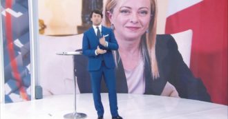 Copertina di I Tg ripetono la bugia di Giorgia. E il fidanzato  la mostra “in anteprima”