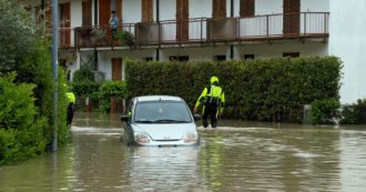 Copertina di In Emilia-Romagna 400 case evacuate per l’alluvione: 2 morti. Nel Ravennate in 36 ore dal doppio al triplo dell’acqua attesa in un mese