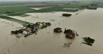 Copertina di Alluvione in Emilia Romagna, le immagini girate dall’alto con il drone