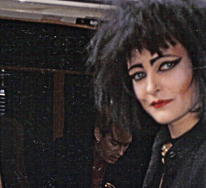 Siouxsie Sioux torna in Italia per un concerto memorabile agli Arcimboldi di Milano
