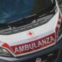 Copertina di Si rompe la fune e precipita da sette metri: morto a Lecce un operaio di 26 anni di una ditta di edilizia acrobatica