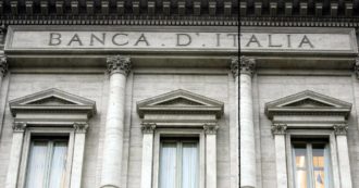 Copertina di Bankitalia stronca la flat tax: “Poco realistica in un Paese con ampio welfare”. La delega fiscale? “Fa perdere gettito. E il catasto va rivisto”