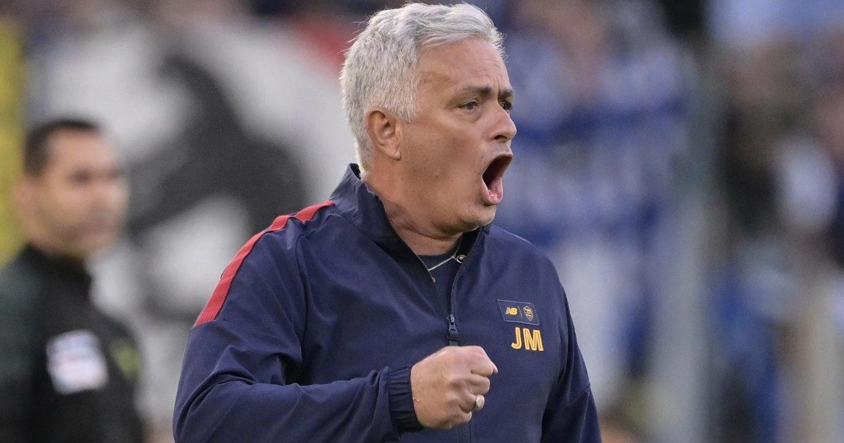 Mourinho Si Presenta Nello Spogliatoio Della Roma Primavera Il Suo Discorso Ribalta La Partita 